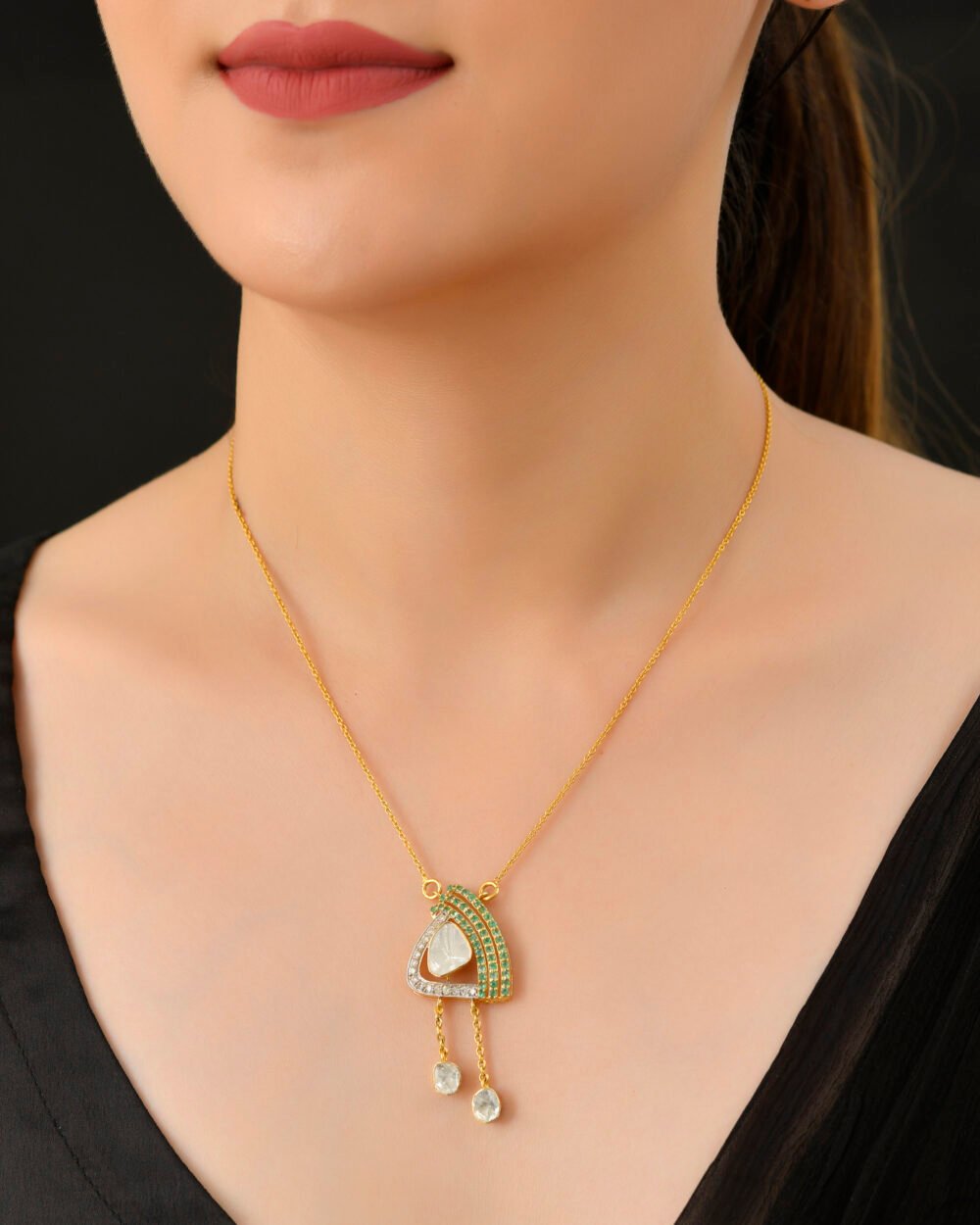 Elegant Polki Pendant 18K