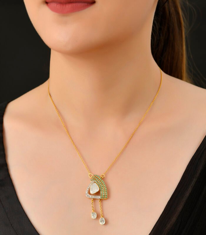 Elegant Polki Pendant 18K